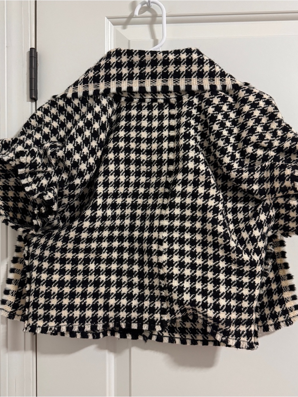 Dolce & Gabbana Black and White Houndstooth Skirt Set - Picture 10 of 11